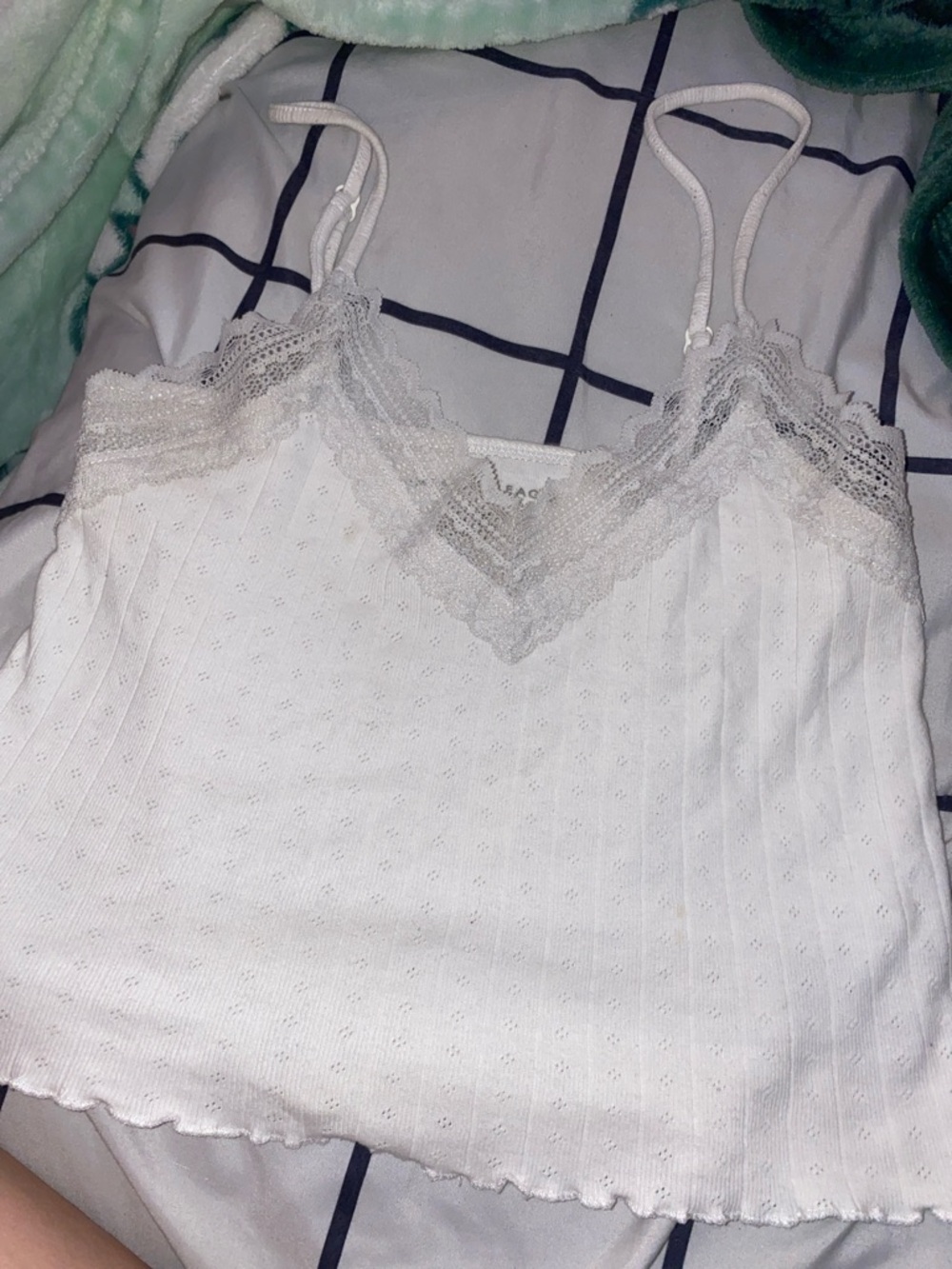 American Eagle Outfitters Ivory Lace-Trim Ribbed Cami